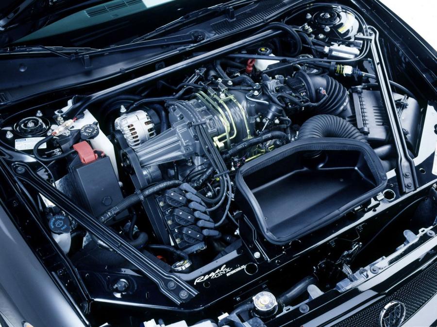  Buick Regal GNX 2000 года  (фото 8 из 11)